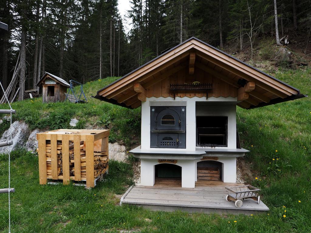Haus Waldruhe Apartment San Candido Exterior photo